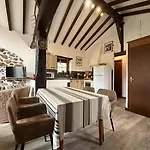 Vakantiehuis Errekarteko-borda Saint-Jean-le-Vieux (Ain)